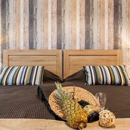 Safe Quiet Rooms In Apartment Close To Metro Station And Walk Acropolis Ateny Zewnętrze zdjęcie